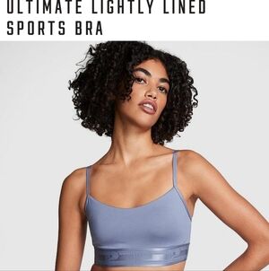 PINK Victoria Secret - Ultimate Lightly Lined Sports Bra - Blue